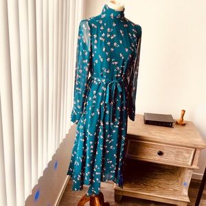 DKNY Gorgeous Dress Preppy Style High Neck NWT!